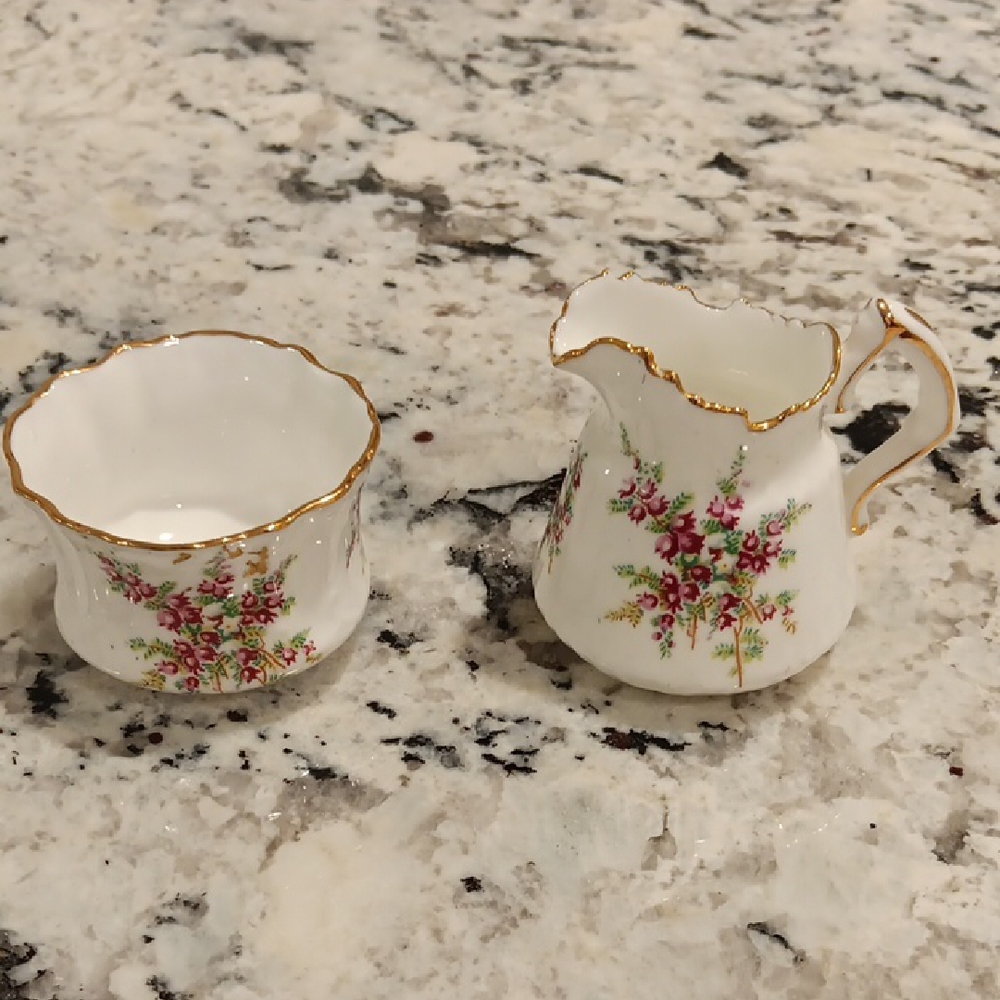 Vintage HAMMERSLEY mini creamer and sugar